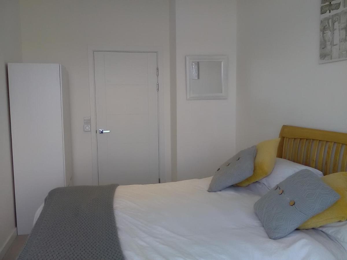 35 one lusty glaze view Appartamento New Quay Esterno foto